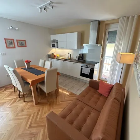 With Balcony Hisa Brdo 48 Apartamento